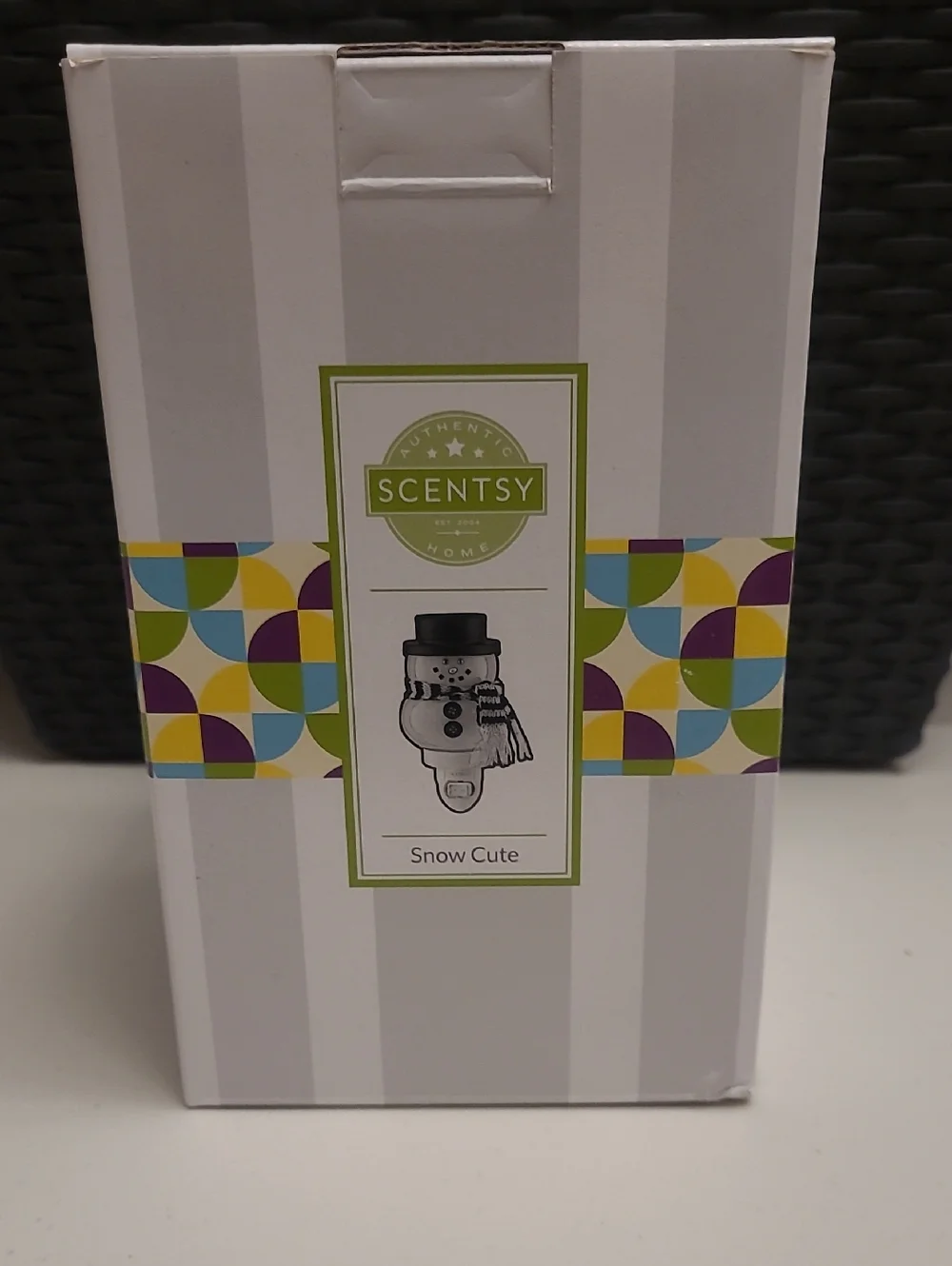 Scentsy Snow Cute Mini Warmer In Box